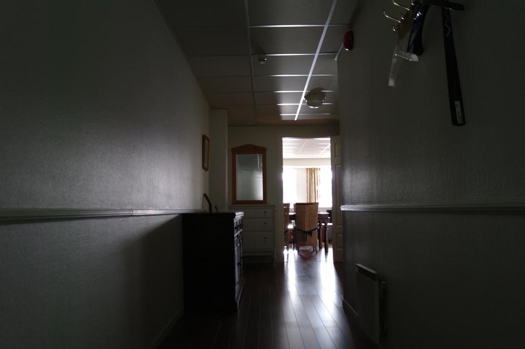 Aparthotel Tysnes Sjo Og Fritid Uggdal Zimmer foto