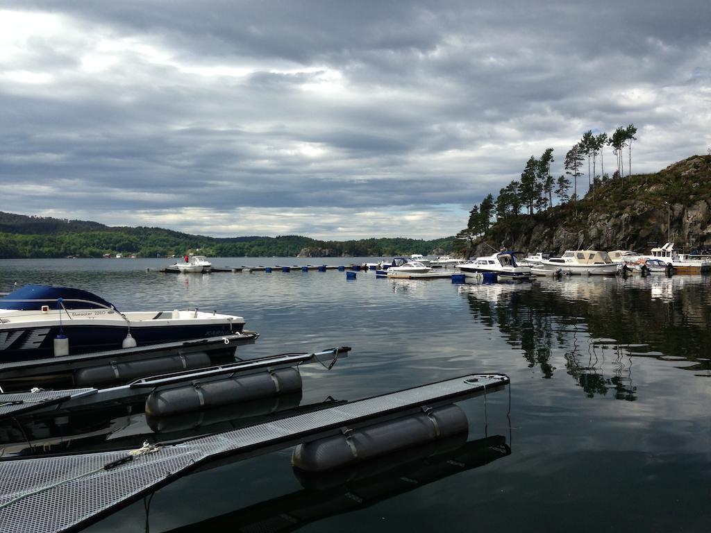 Aparthotel Tysnes Sjo Og Fritid Uggdal Exterior foto